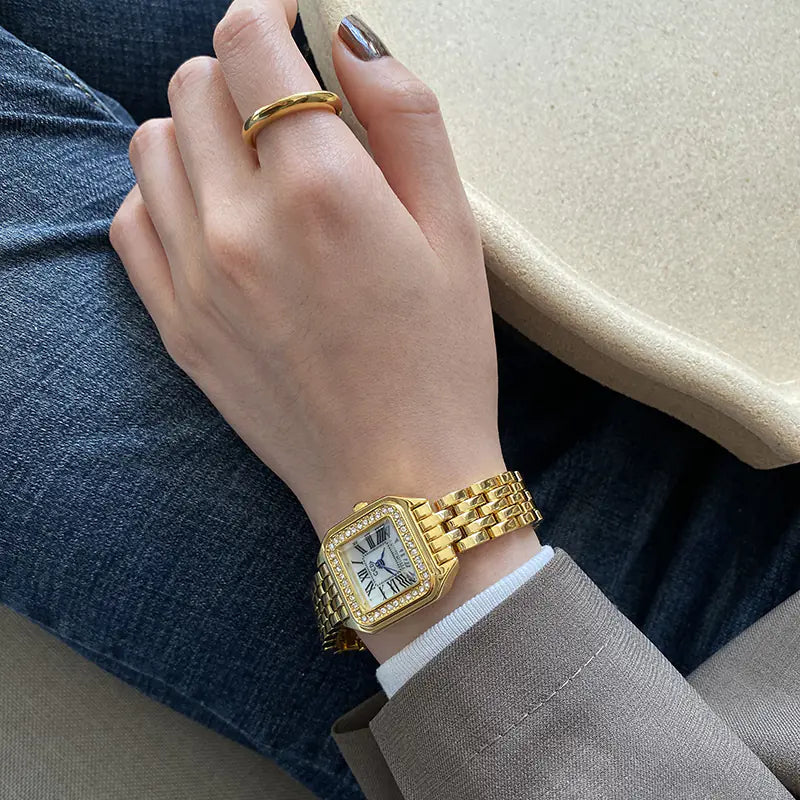 Stylish Retro Square Gold Quartz Watch with Diamonds