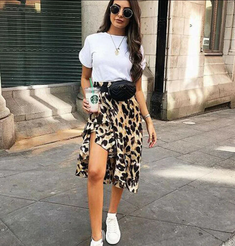 Falda ajustada y sexy con estampado de leopardo