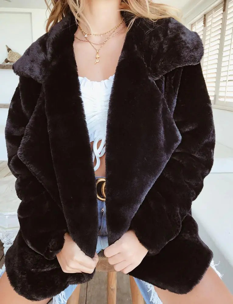 Fashionable Women's Plush Collar Autumn Winter Coat